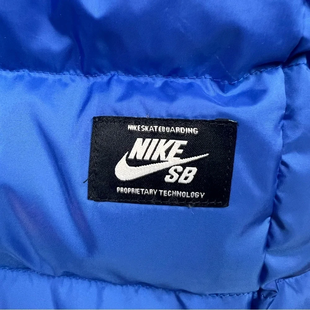 Nike SB Down Jacket Youth XL Blue Skateboarding Snap Zip Quilted Puffer 13-15